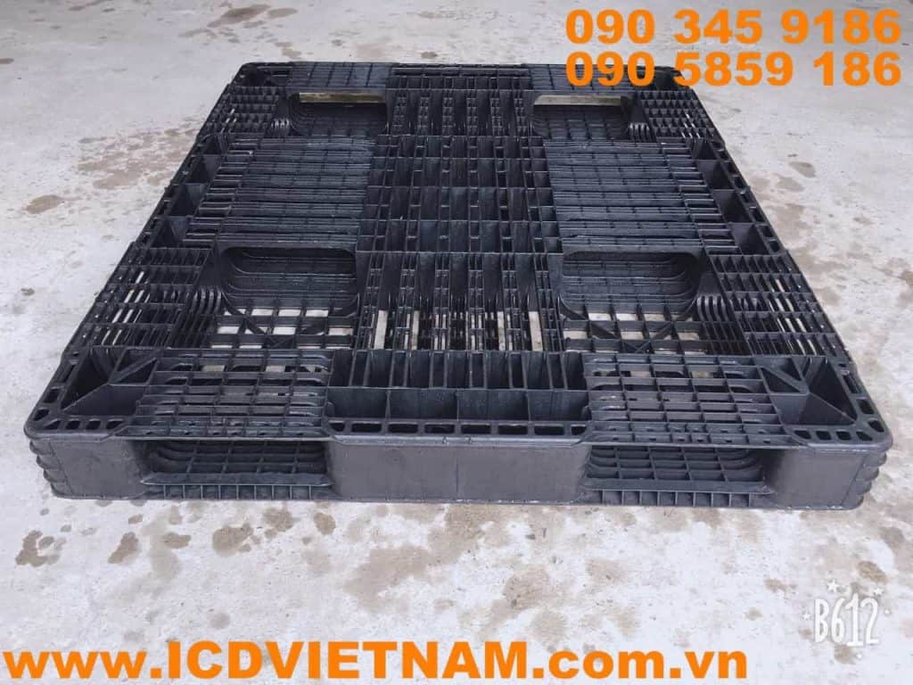 Pallet nhựa đen 1300x1100x120 mm giá rẻ ICD Việt Nam
