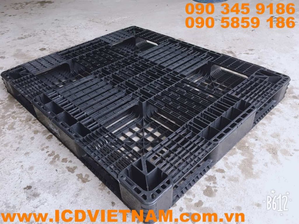 Pallet nhựa đen 1300x1100x120 mm giá rẻ ICD Việt Nam