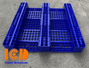 Pallet-nhựa-ICD-3-chân-EMV1111-KT-1100x1100x150mm-xanh