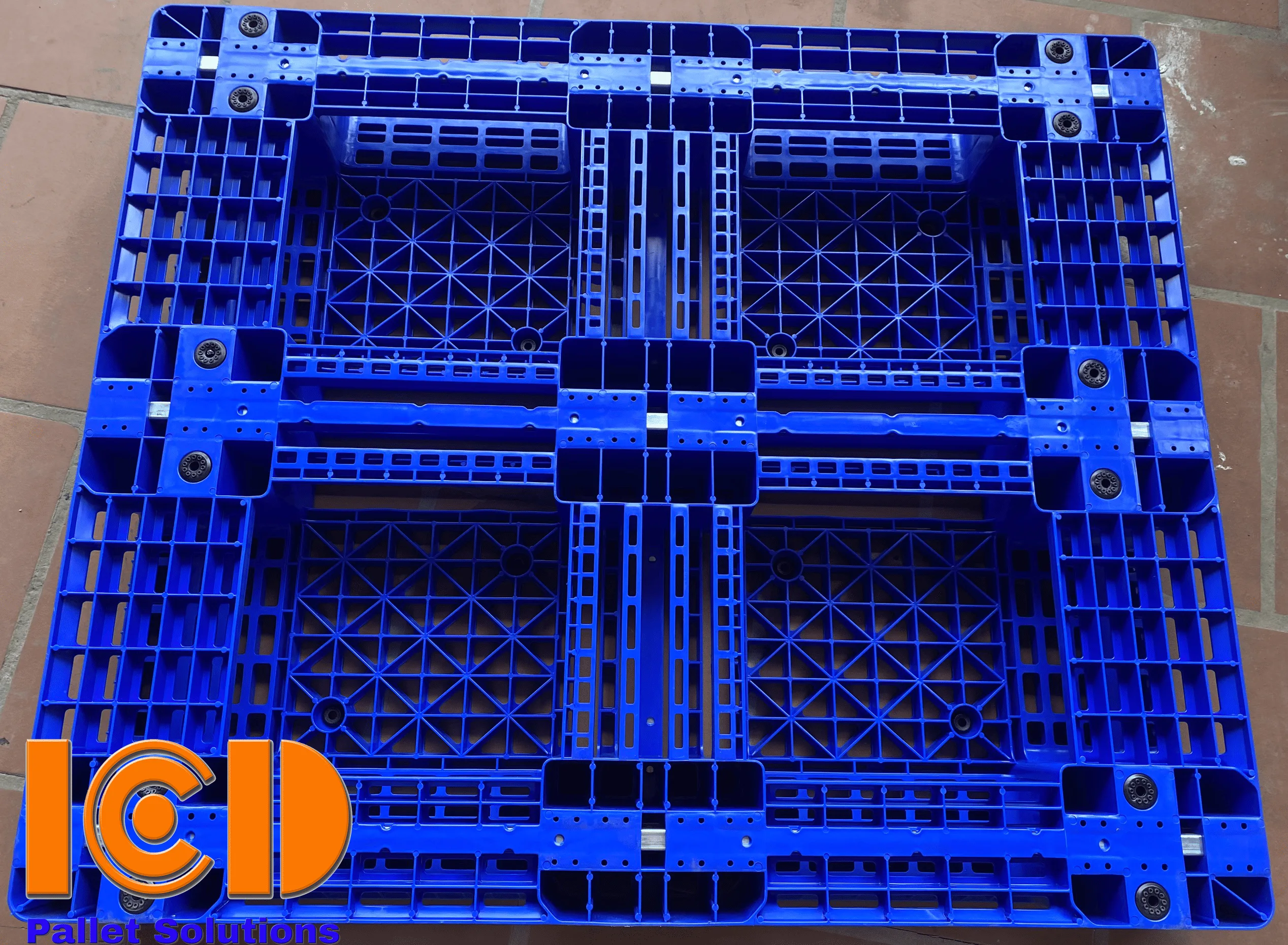Pallet nhựa ICD PL12 có lõi thép KT1200x1000x150mm