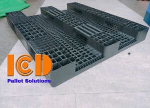 Pallet-nhựa-ICD-3-chân-tải-trọng-cao-KT1200x1400x150mm-đen
