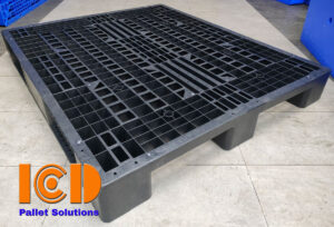 Pallet-3-chân-ICD-EHV1113B2-KT1100x1300x150mm-đen