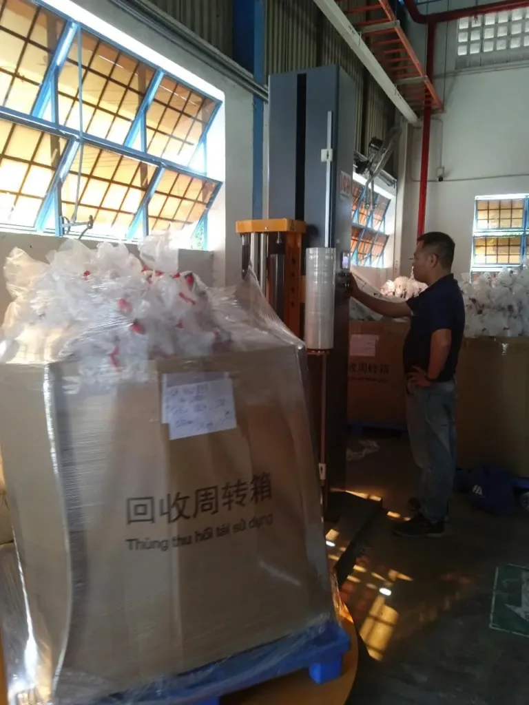 Bàn Giao Máy Quấn Màng Co Pallet Tự Động ICDT1650F Tại KCN Việt Hương, Bình Dương