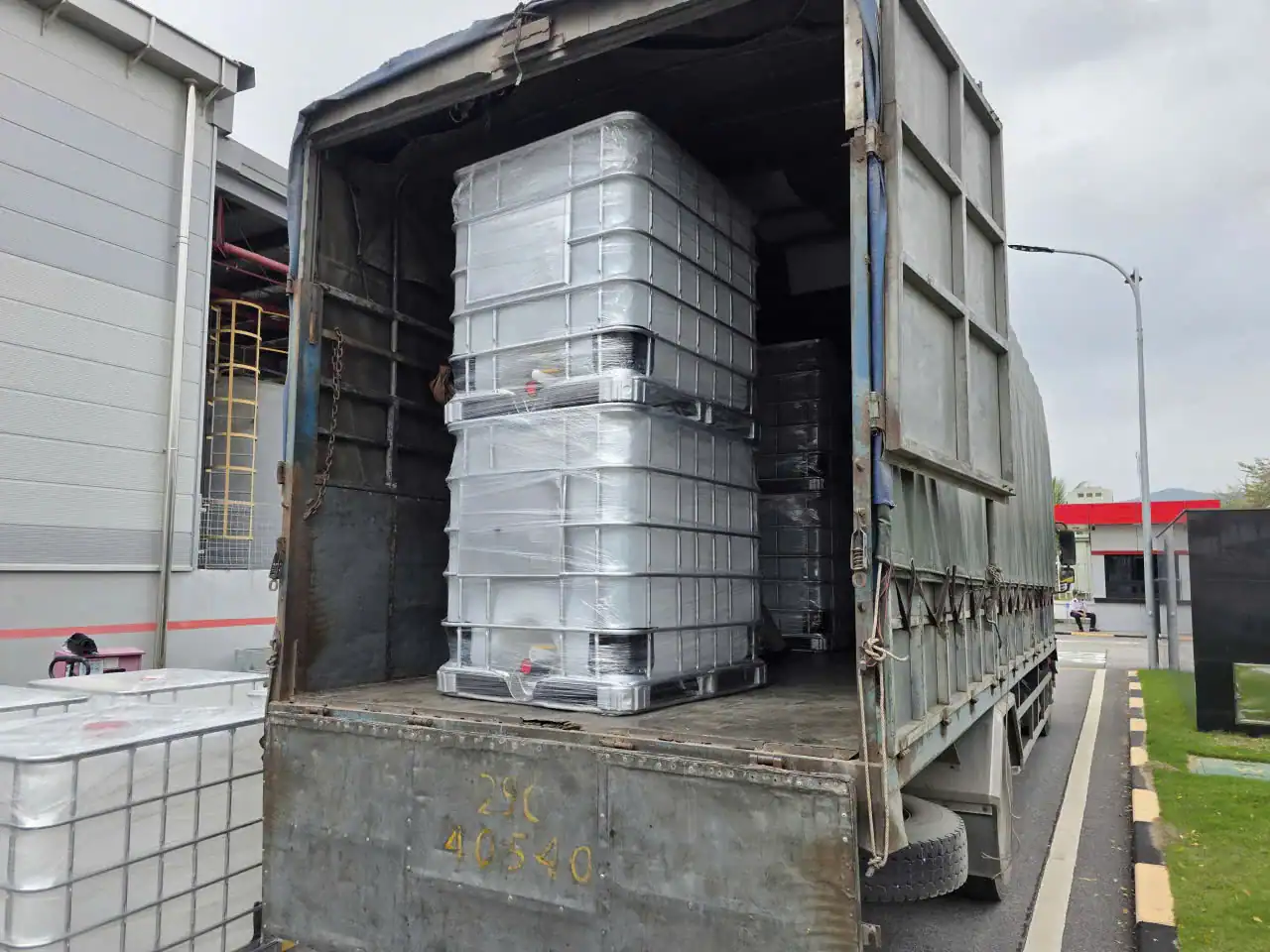 Large Plastic Container ICD-IBC-1000-NEW - product photo 7