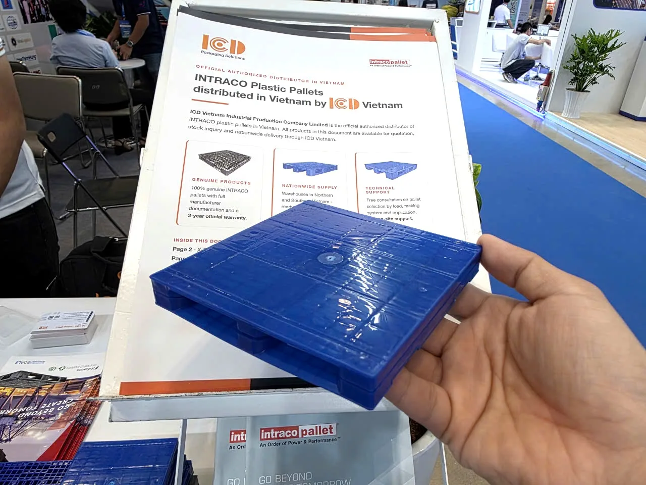 Bảng chứng nhận ICD Việt Nam là nhà phân phối chính thức, độc quyền pallet nhựa Intraco tại Việt Nam
