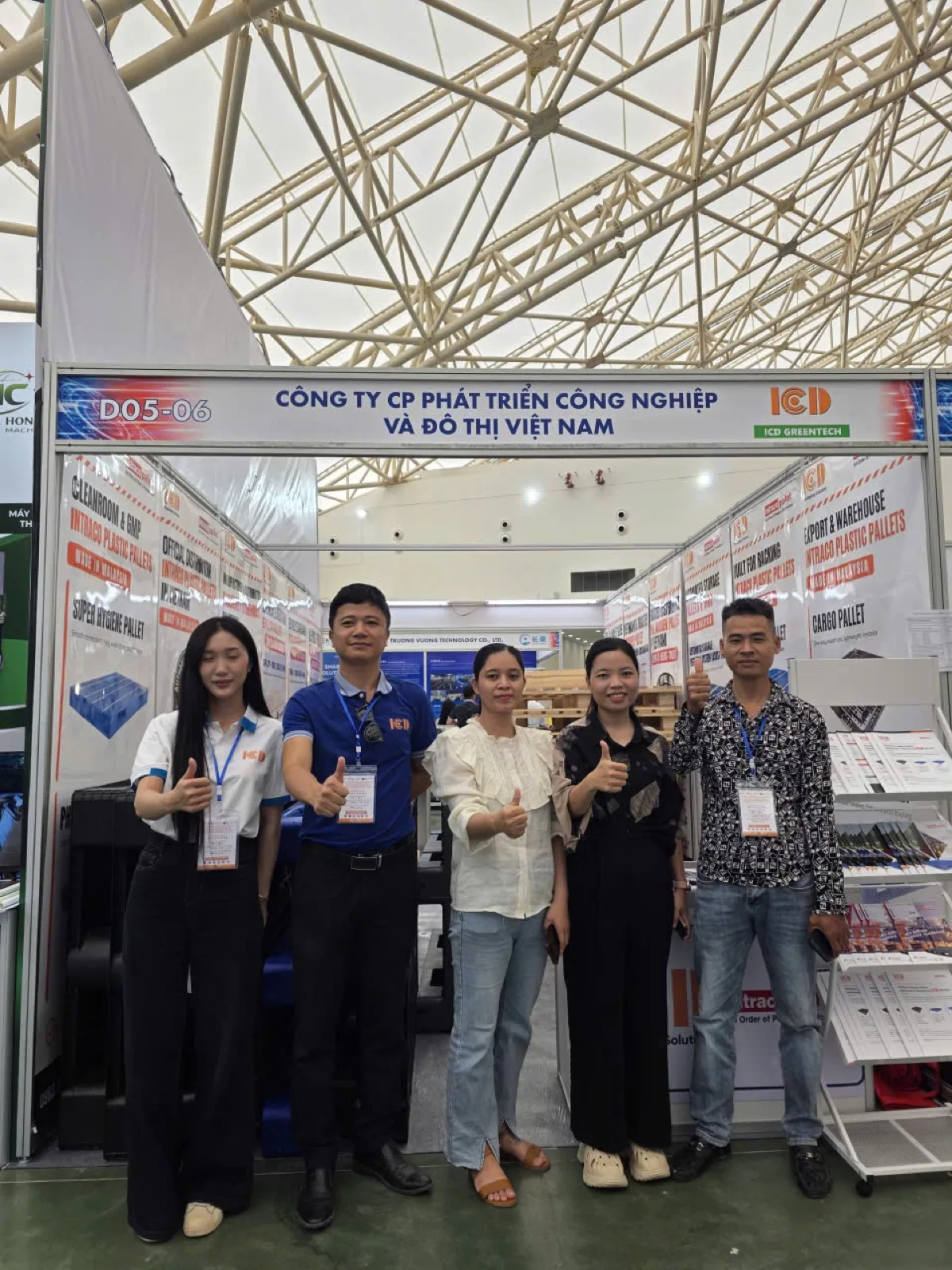 Đội ngũ ICD Việt Nam tại gian hàng D05-06, VIIF 2026