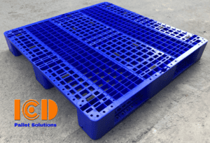Pallet-nhựa-ICD-3-chân-EMV1111-KT-1100x1100x150mm-xanh